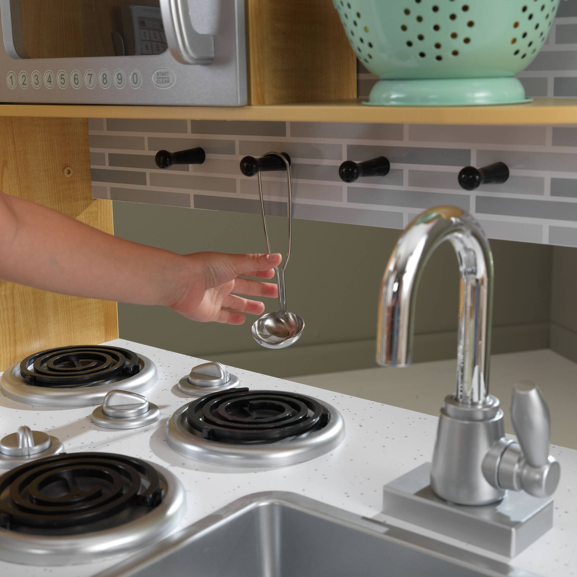 KidKraft Uptown Natural Kitchen